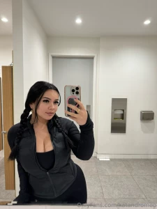 Feeling so stressed out lately dm me a littlee something to comfort me part 3