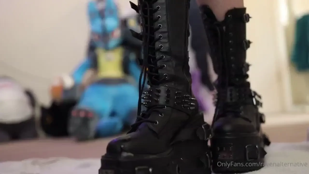 Gave my favourite boots a slobbery send off i ll miss these babies so 