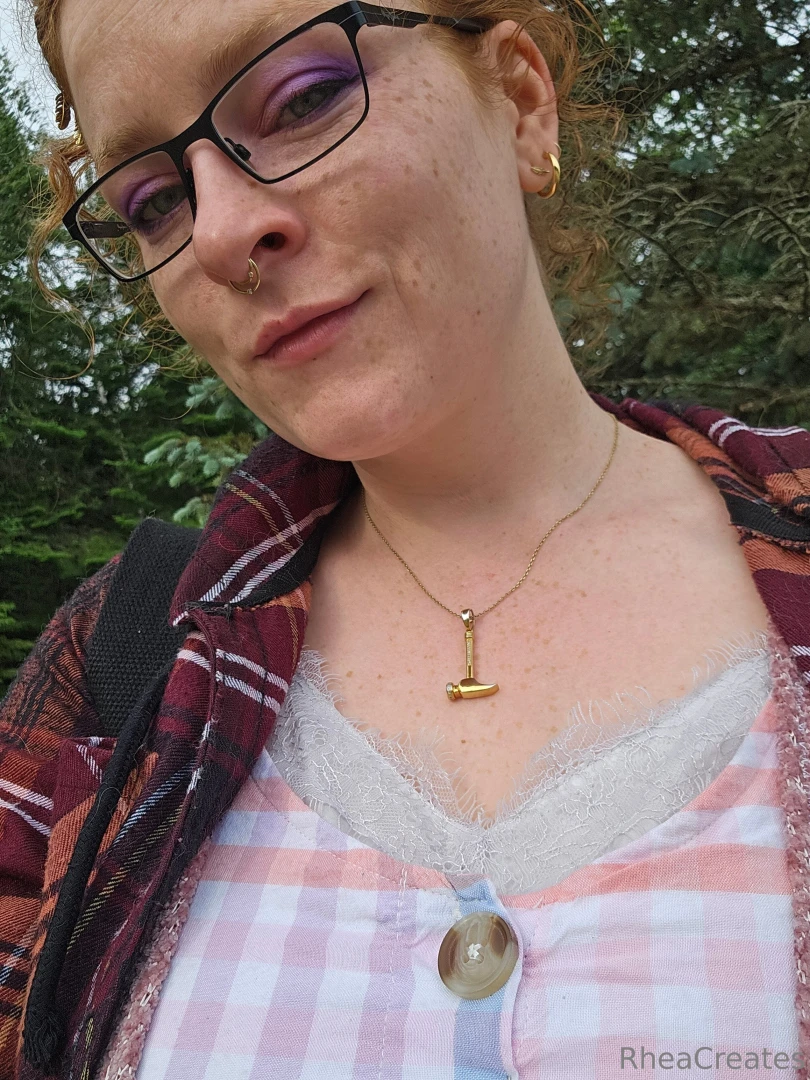 Sexier post coming tonight i have power again and internet boooyaaaa 