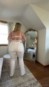 White jeans or the good ol og blue