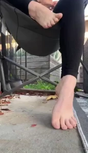 Lounging around while i should be packing