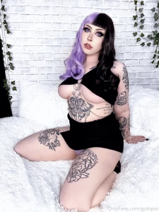 My hair matches my panties filmed a tattoo tour for tiktok last night