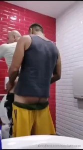 Male eager to eat my ass