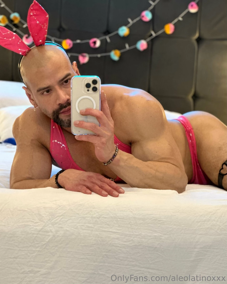 Only to fans does this bunny wag its tail part 4 