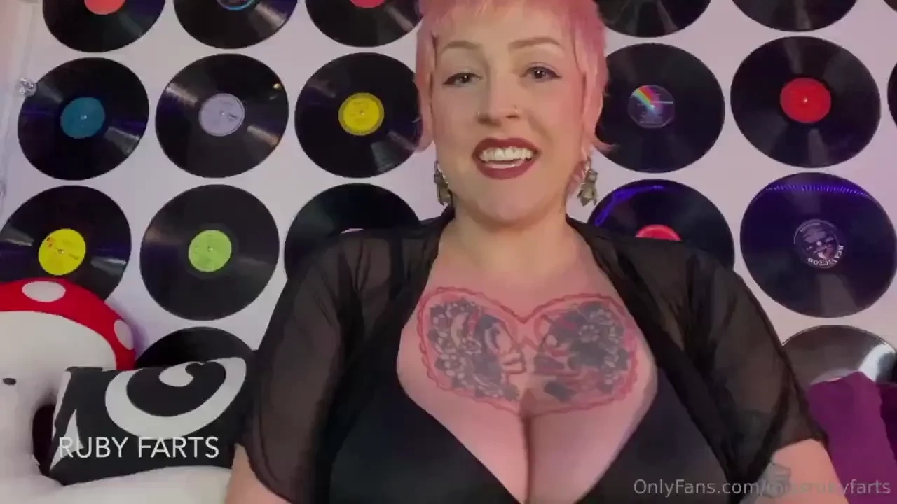 Home is where the fart is a sneak peak at my newest ppv i caught my 