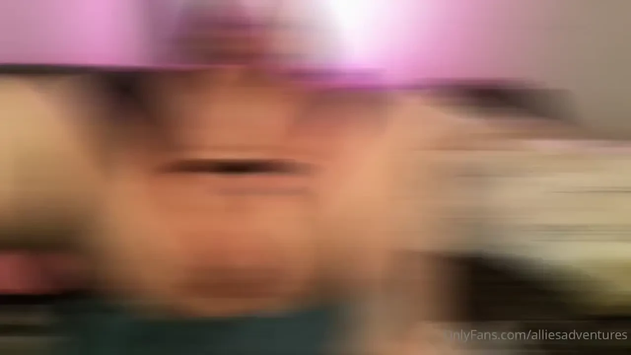 Brand new video on my vip alliesxxx watch me fuck my pretty pussy 