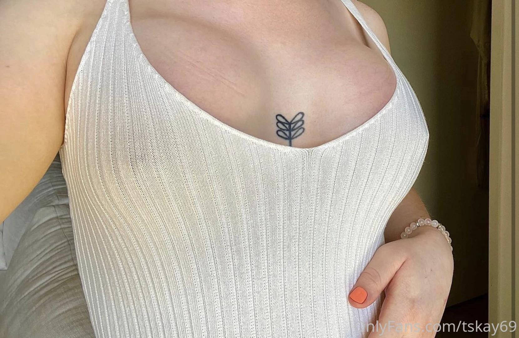 My nipples need a good lick 