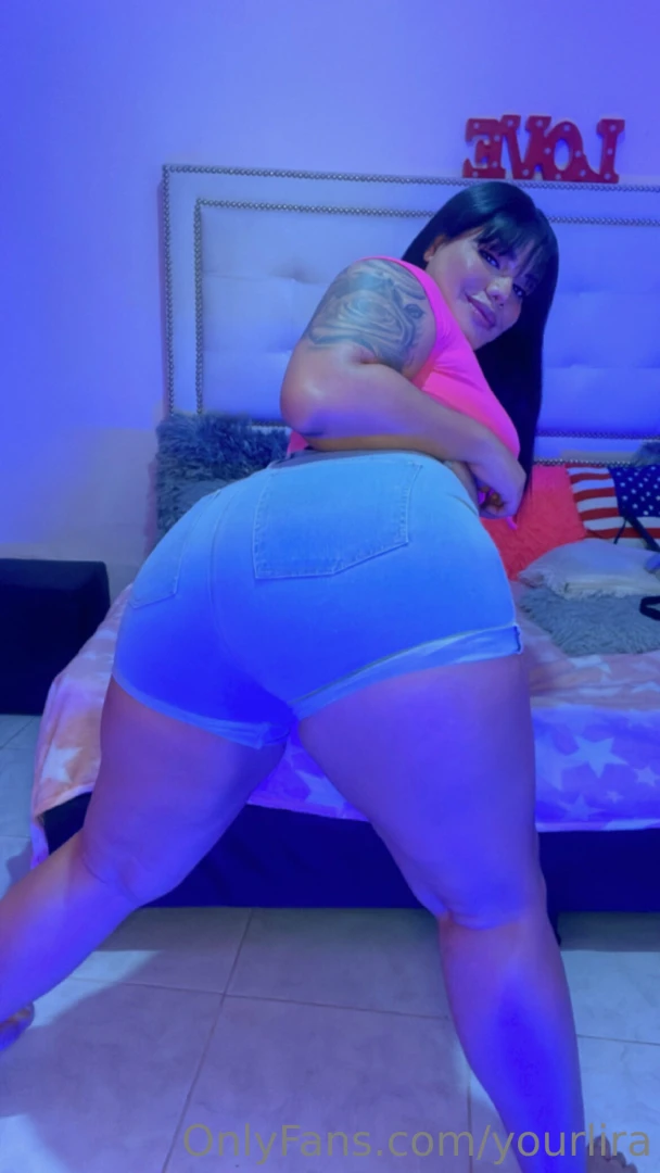 Got this ass for yaa babyyy what would you do to them 