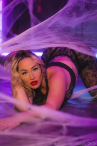 Feeling generous tonight the more you spoil me the naughtier i get