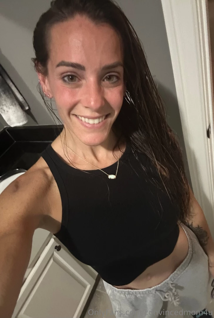 Travel day with a facial friday ending shower and bed goodnight y all part 1 