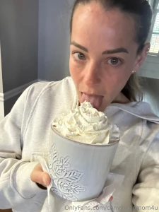 Happppy friday i hope i can be one of the reasons why it s going to be