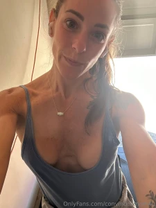 No bra run wednesday forgot i had no bra on oh well lol