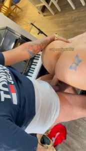 Super cojida en varias posiciones todo empez como una clases de piano