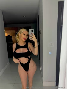 Hey lets chat i ll be around all night come say hi message for skypee