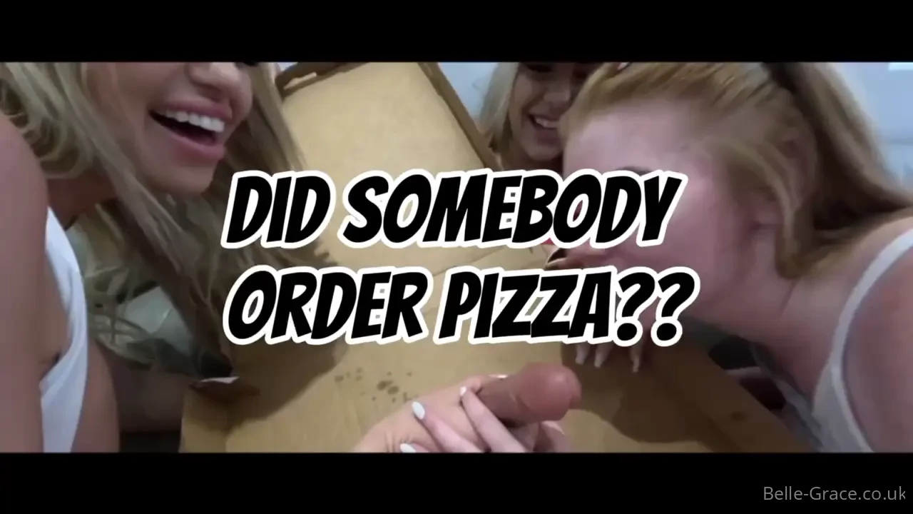 Karleystokes and i ordered pizza but then we forgot we didn t have any 