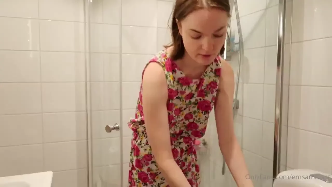 Extra video is 4min long amp costs 6 check ur messages to pay and 