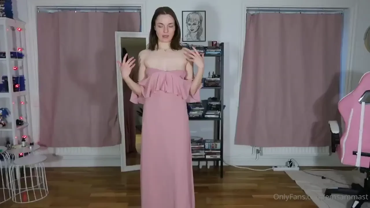 Extra video is 10min long amp costs 10 check ur messages to pay and 