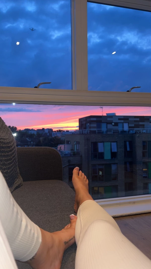 Finish the sentence netflix amp 