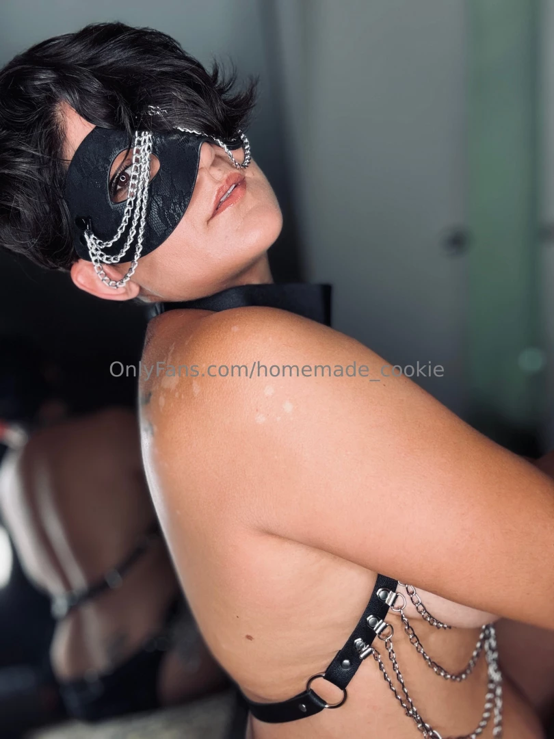 Felt a bit chained up today for those on my vip page you ll enjoy part 1 