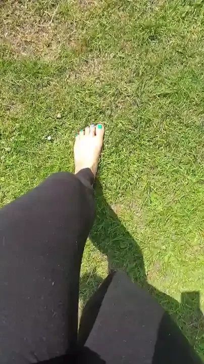 The grass felt so good 