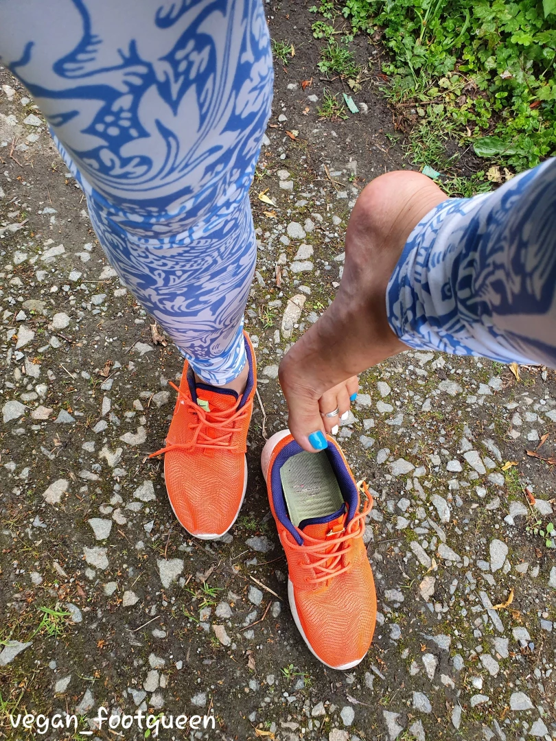 Morning boys my feet are hot and sweaty who s gonna cool them down part 1 