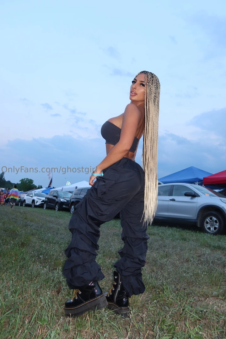 Blonde bombshell part 4 