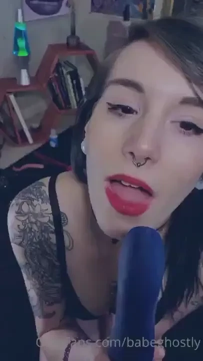 Sucking on my toy because i love giving blow jobs so f much and i can 