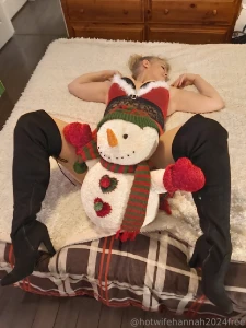 Frosty nbsp n me 2019 - mrs claus and nbsp frosty nbsp take some part 1