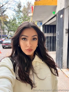 Fast cars faster moves