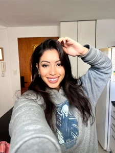 Mirror mirror i see a queen