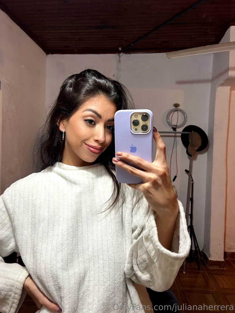 Turning my mirror moment into a masterpiece 