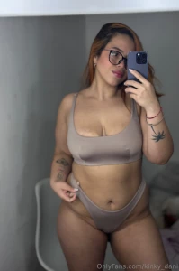 Happy monday thinking of your dick inside of me let me show u in a