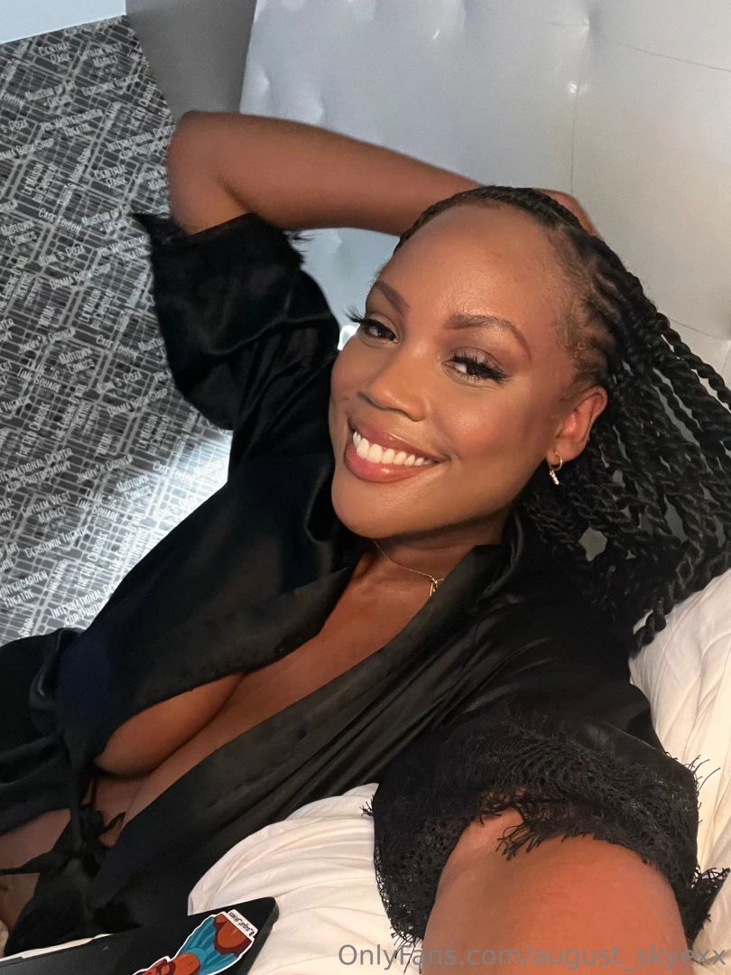 There s more waiting on my vip page you in 