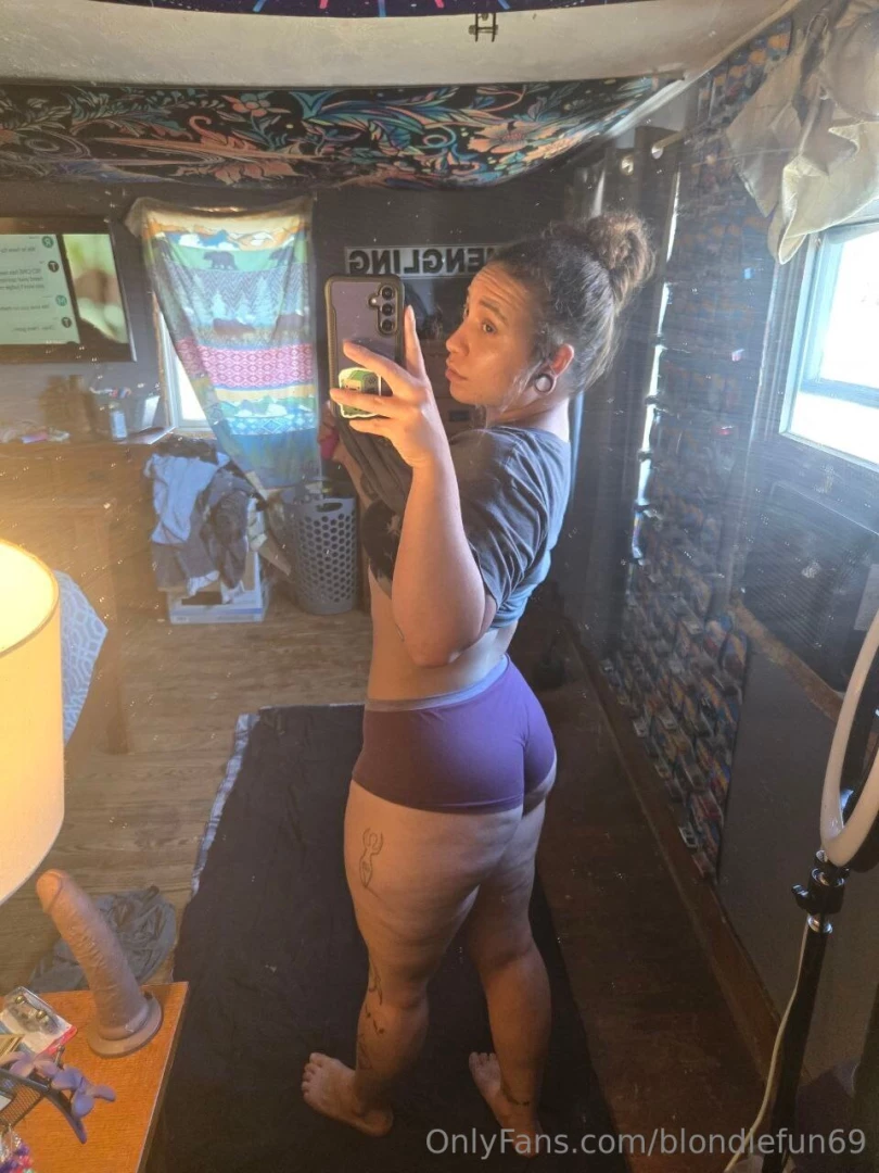 Follow emmloomis her page is all inclusive with no ppv only 10 part 6 