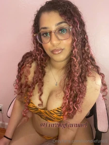 Cravingcaramelfree this thicc slut loves to squirt and is looking for part 33