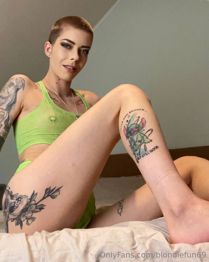 Hey babe she s made soooo much filth the last weeks subscribe for 3 if part 1 