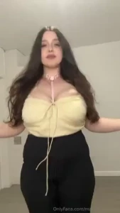 Whoever gives me a 7 tip gets this bra-less video