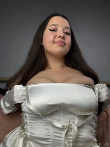 I decided to try on my new dress i think it looks very aristocratic