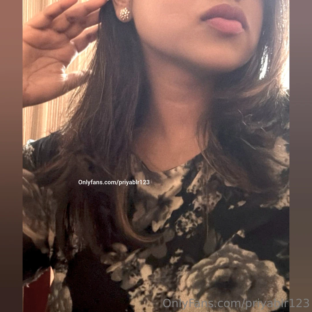 How s that for a close up of my sexy lips horny bulls amp guys how 