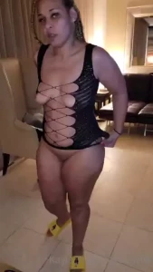 Oh yeah i m a real hoe i love to give a show