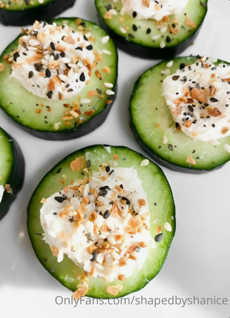 My favorite low calorie snacks cucumber with cream cheese and some 