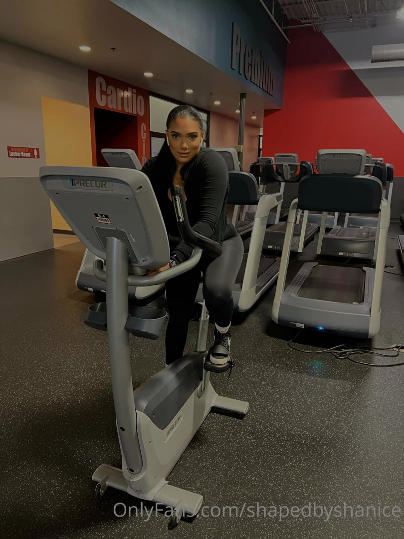 It s monday so you know we re back at it we re on the bike today to 