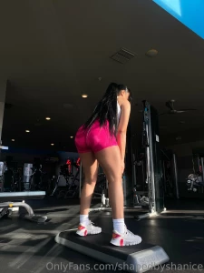 I want sexy legs for the summer so i will continue to do my rdls for part 1