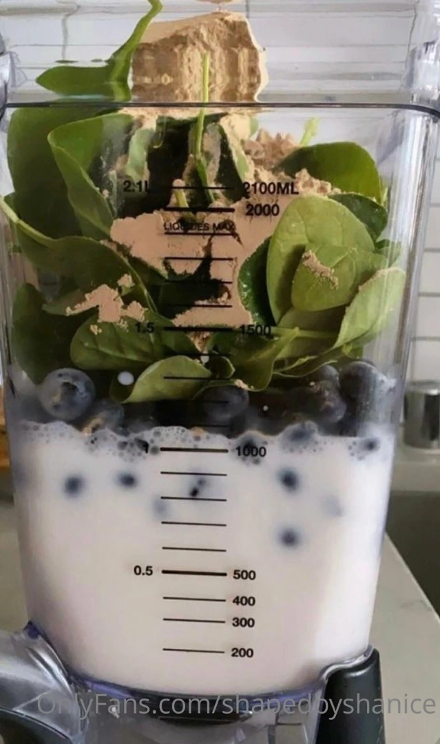 Good morning here s my green smoothie of the day for those of you that 