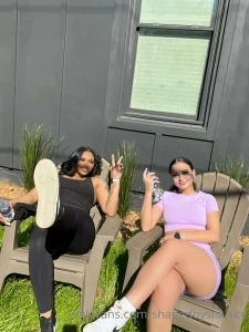 We heard from our good friend selfcarewithchloe that being outside in