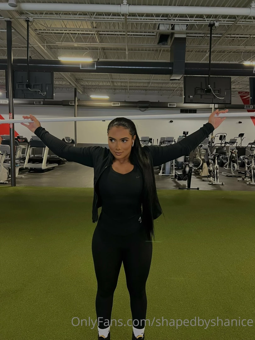 Pov when you re gym crush walks in all jokes aside i ve been 