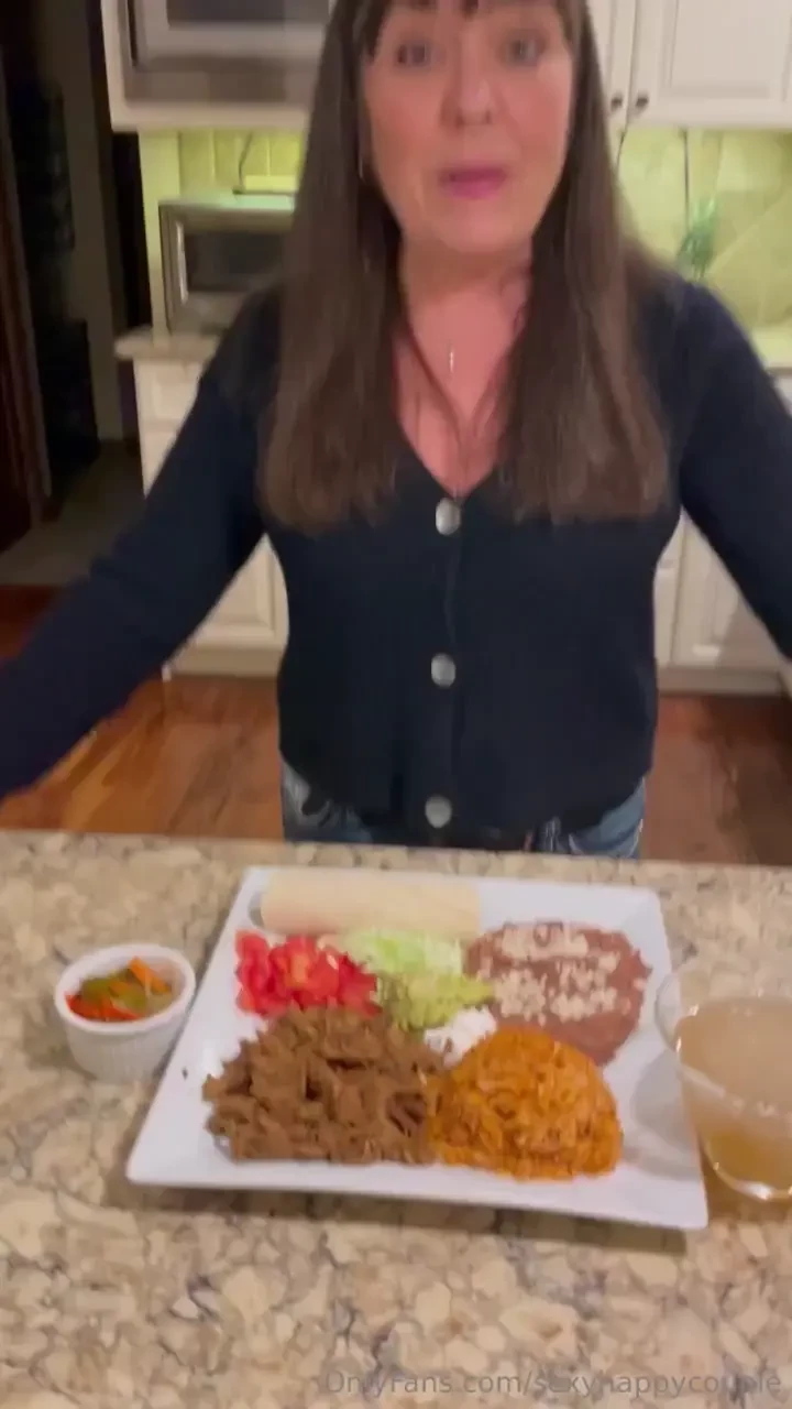 2025 2 carmen crafting seitan with chef conroy dish 