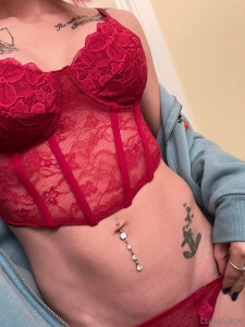 Aren t they nice god i love having c d size boobs part 1