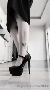 Leave notice here if you are lover of heels part 1