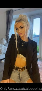 I m waiting for you in my dm s with a naughty pic click the link below